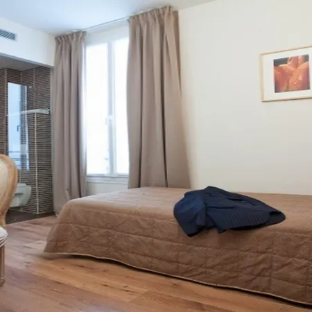 Hotel Du Printemps Parigi