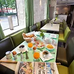 Hotel Du Printemps Paris