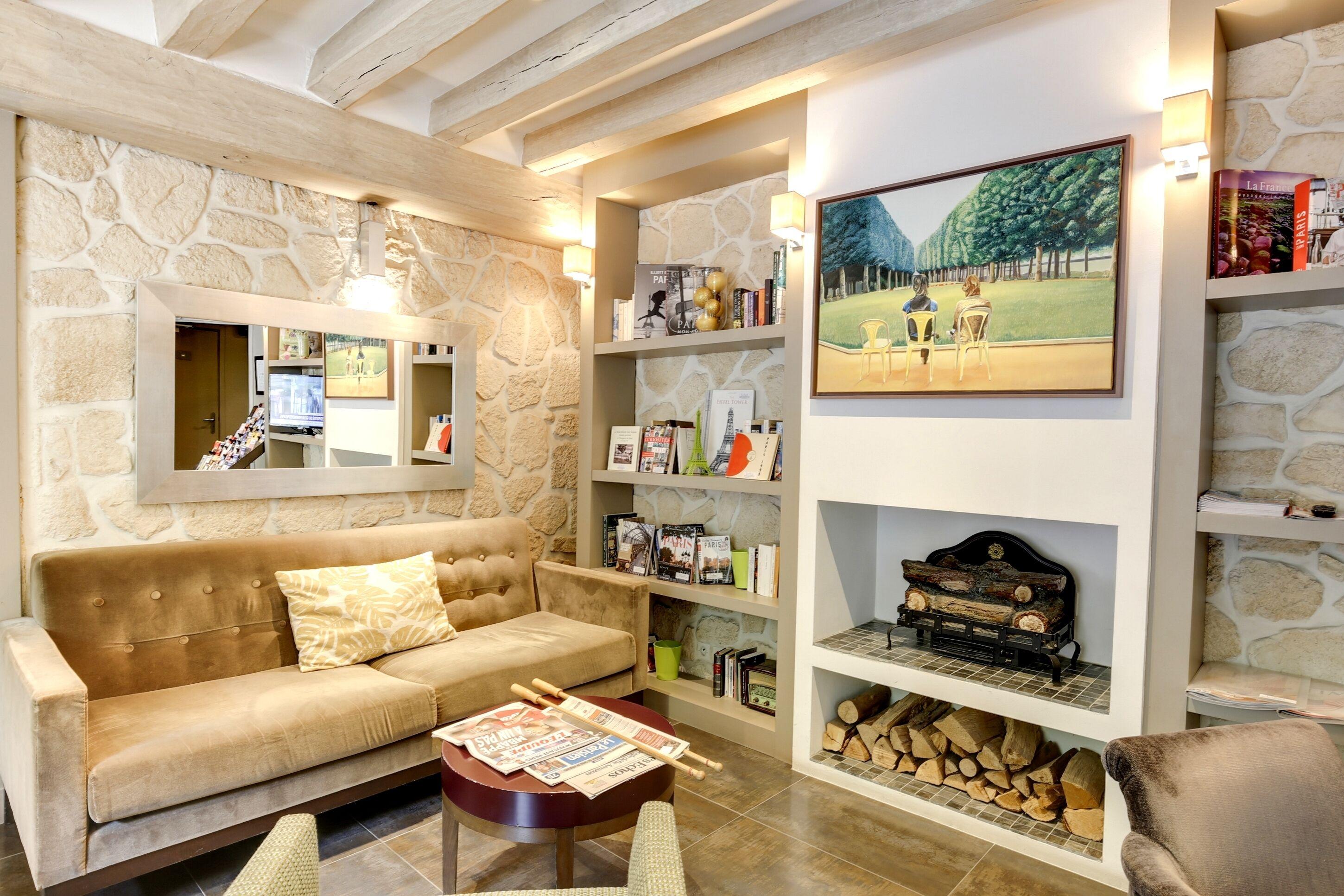 Du Printemps Hotel 2*